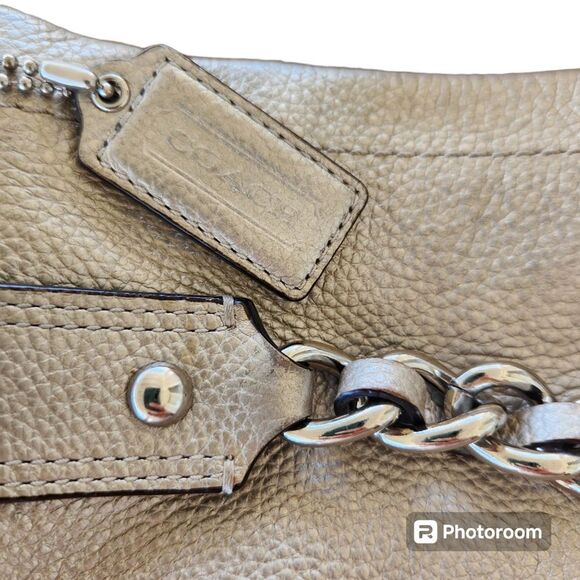 Coach Crossbody Metallic Chainlink Glam Silver Ethereal Leather Career Everyday - Picture 3 of 6